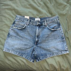 NWT Agolde Magda Shorts